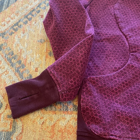 COPY - Lululemon women’s size 10 scuba zip up jacket, rare find - Picture 6 of 9